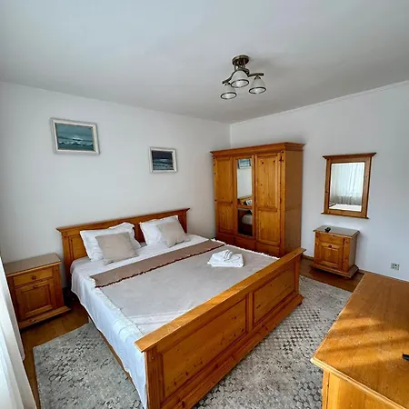 Mianelly Center 3 * Constanţa